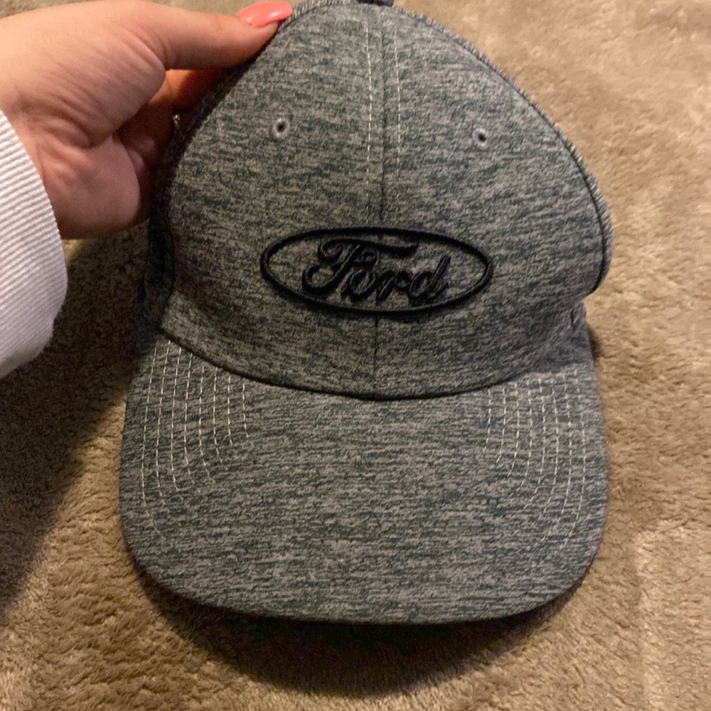 Ford grey baseball hat.